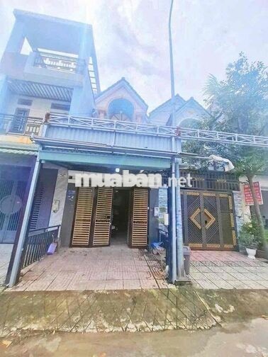 cho thuê nguyên căn 1trệt 1lầu full nội thất cơ bản