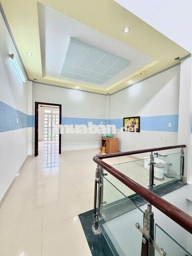 Nhà trệt 2 lầu 4PN đường Lê Chân KDC 91 chỉ 12 triệu