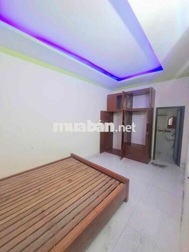 cho thuê nguyên căn 1trệt 1lầu full nội thất cơ bản