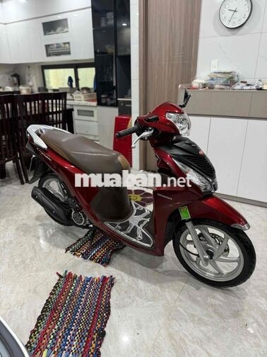Honda Vision 2020 màu Đỏ