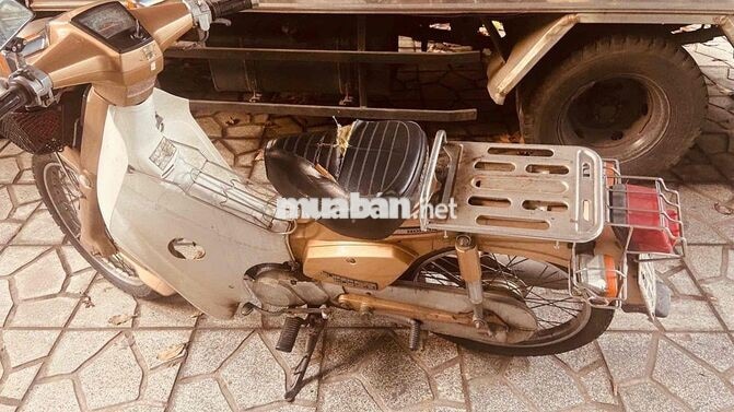 Honda Super Cub 84 Vàng đồng