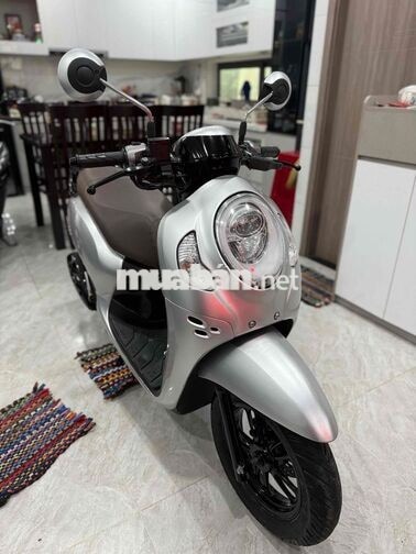 Honda Scoopy 2021 Bạc