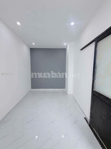 chính chủ bán lỗ căn nhà Hóc Môn 440tr, sổ hồng riêng, gần Bà Điểm