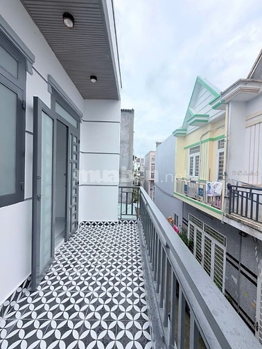 chính chủ bán lỗ căn nhà Hóc Môn 440tr, sổ hồng riêng, gần Bà Điểm