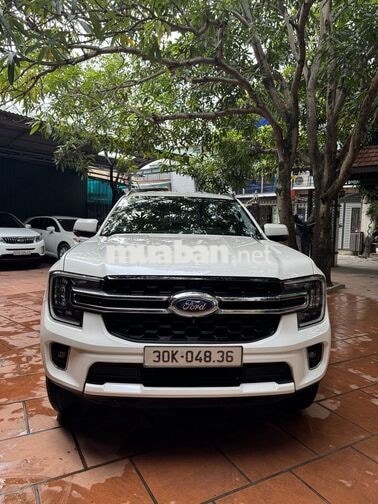 Ford Everest Ambiente 2022 2.0 Turbo 4x2 AT Trắng