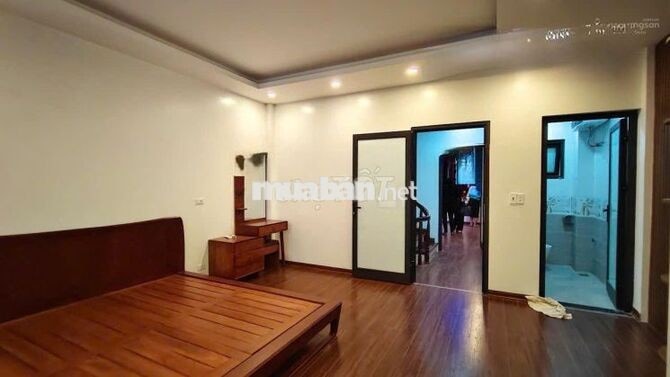 Cho thuê nhà riêng 90m2 full nội thất tại Cầu Giấy, Hà Nội