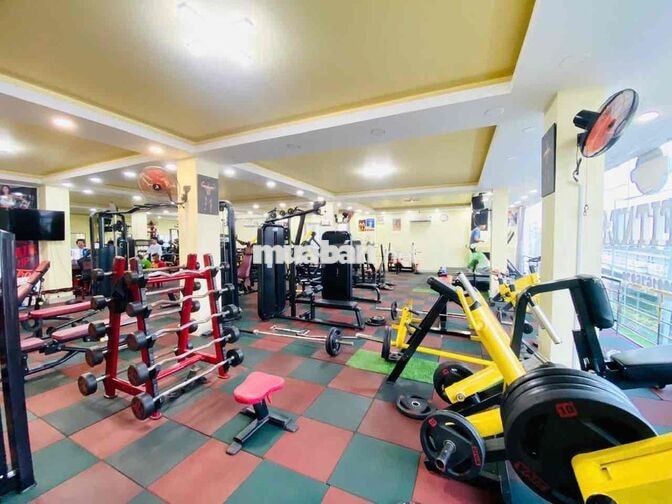 BÁN HOẶC CHO THUÊ TOÀ NHÀ ĐẸP NGÃ TƯ GA Q12