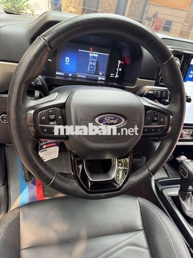 Ford Everest Ambiente 2022 2.0 Turbo 4x2 AT Trắng