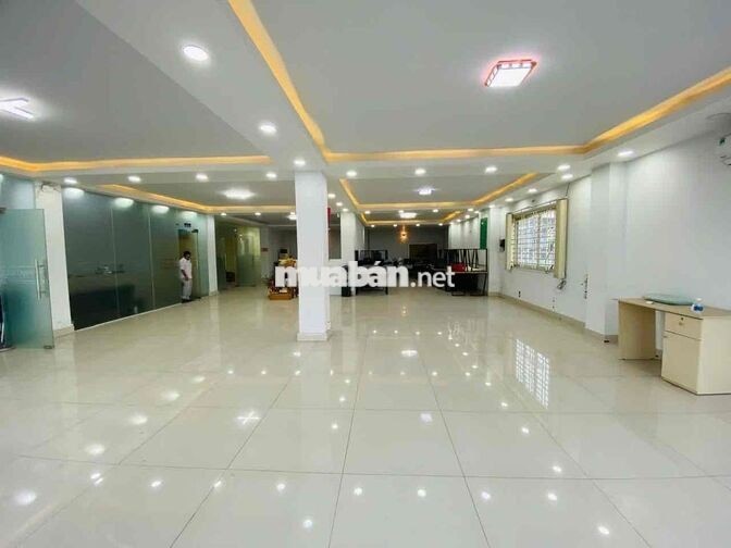 BÁN HOẶC CHO THUÊ TOÀ NHÀ ĐẸP NGÃ TƯ GA Q12