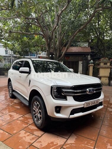 Ford Everest Ambiente 2022 2.0 Turbo 4x2 AT Trắng