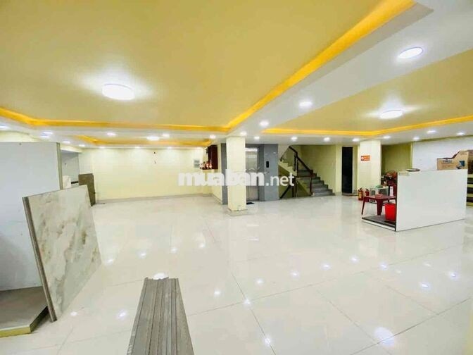 BÁN HOẶC CHO THUÊ TOÀ NHÀ ĐẸP NGÃ TƯ GA Q12