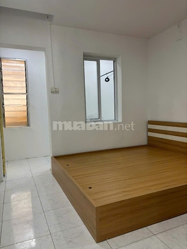  Cho thuê Căn hộ tầng 3 TT Trần Hưng Đạo, Phường Cửa Nam, TP Hà Nội