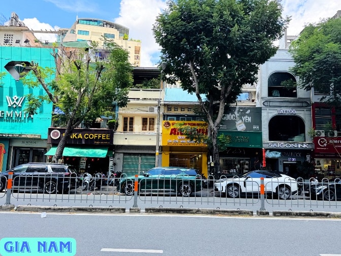 BÁN NHÀ MẶT TIỀN KINH DOANH : 64 NGUYỄN CƯ TRINH - P. BẾN THÀNH - Q. 1