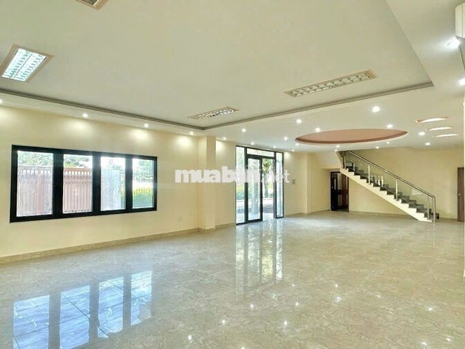 Cho thuê nhà xưởng KCN Phúc Long Bến Lức 4.000m², xưởng 2.500m²
