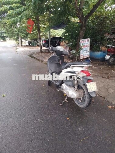 Bán xe Piaggio Liberty Trắng