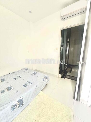 Chính chủ:phòng giờ tự do+đường oto+thang máy, máy lạnh