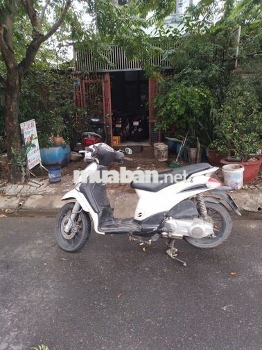 Bán xe Piaggio Liberty Trắng