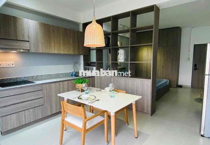 Căn Hộ Full Nội Thất Ban Công Trung Tâm Quận 4 Gần Bến Nhà Rồng