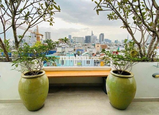 Căn Hộ Full Nội Thất Ban Công Trung Tâm Quận 4 Gần Bến Nhà Rồng