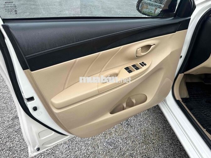 Toyota Vios Trắng Số tự động 5 chỗ