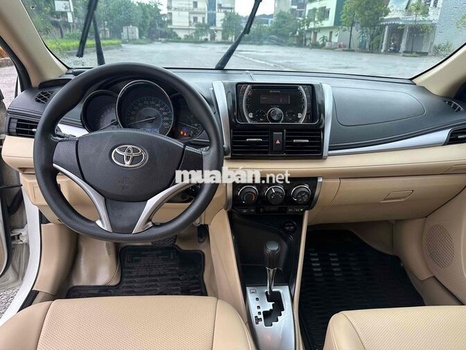 Toyota Vios Trắng Số tự động 5 chỗ