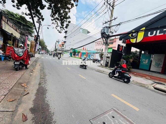 CHO THUÊ NHÀ MẶT TIỀN P12 BÌNH THẠNH NGAY NƠ TRANG LONG PVT