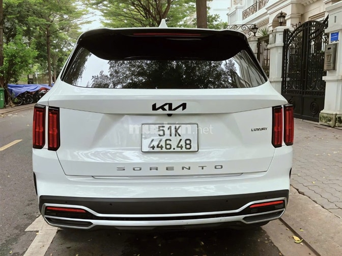 Bán xe Kia SORENTO bản Luxury full dầu SX 2022 