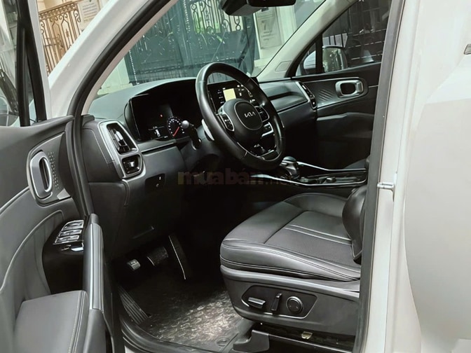 Bán xe Kia SORENTO bản Luxury full dầu SX 2022 