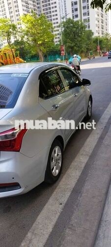 Hyundai i10 Sedan 2018 Bạc