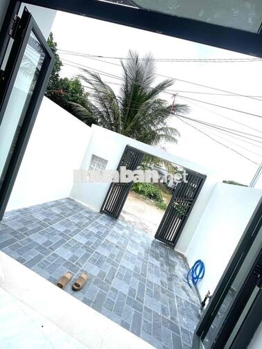 Bán nhà rẻ, C4 hiện đại vừa mới hoàn thiện thuộc P Bình Minh Vĩnh Long
