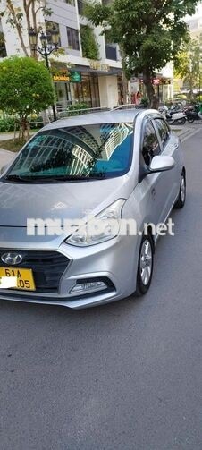Hyundai i10 Sedan 2018 Bạc