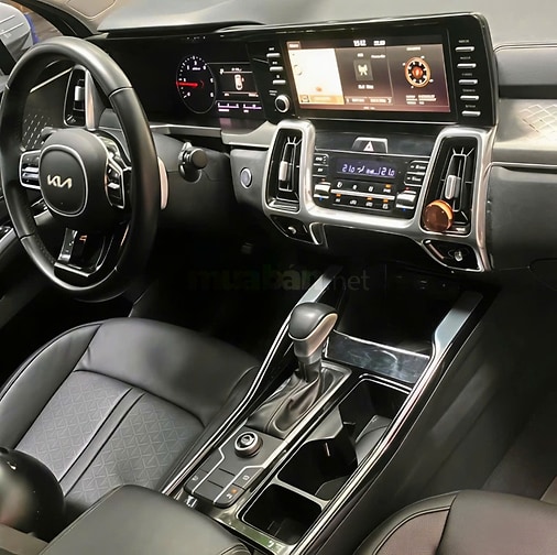 Bán xe Kia SORENTO bản Luxury full dầu SX 2022 