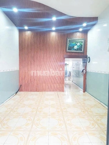 BÁN NHÀ MẶT TIỀN TRONG CHỢ THỊ NGHÈ Bình THẠNH GIÁP QUẬN 1