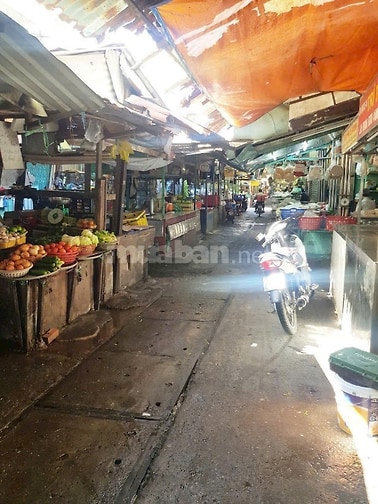 BÁN NHÀ MẶT TIỀN TRONG CHỢ THỊ NGHÈ Bình THẠNH GIÁP QUẬN 1