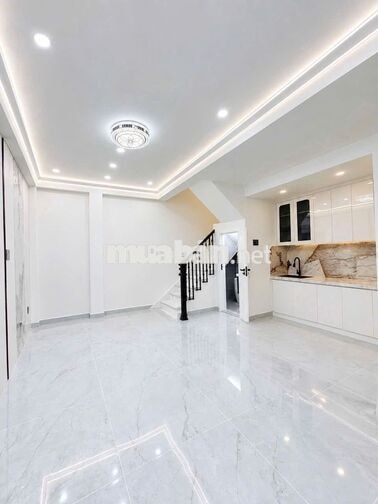 BÁN NHÀ HẺM ĐOÀN VĂN BƠ – P. KHÁNH HỘI, Q.4 | 4 TẦNG – 3PN – 4WC – SHR