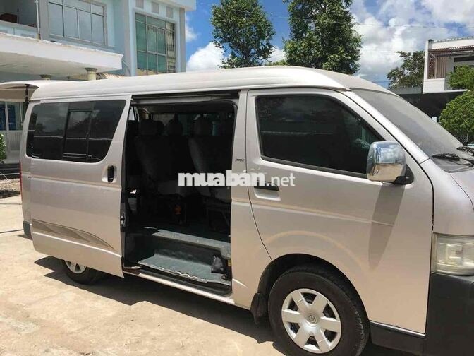 Toyota Hiace 2006