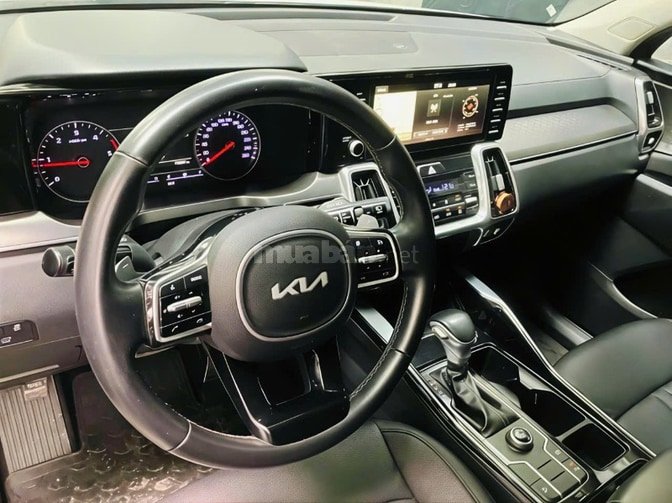 Bán xe Kia SORENTO bản Luxury full dầu SX 2022 