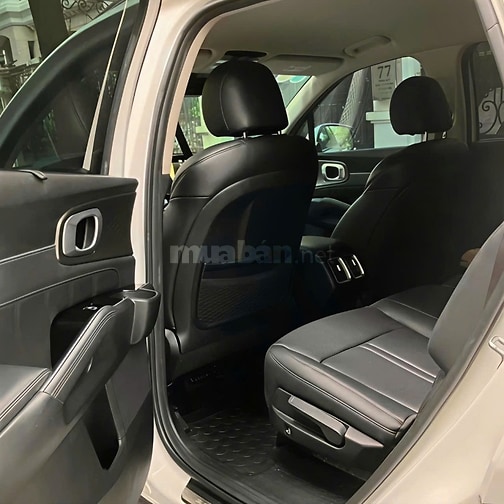 Bán xe Kia SORENTO bản Luxury full dầu SX 2022 
