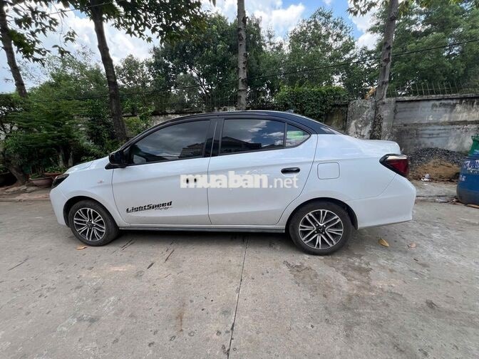 Mitsubishi Attrage MT 2025 Số sàn Trắng