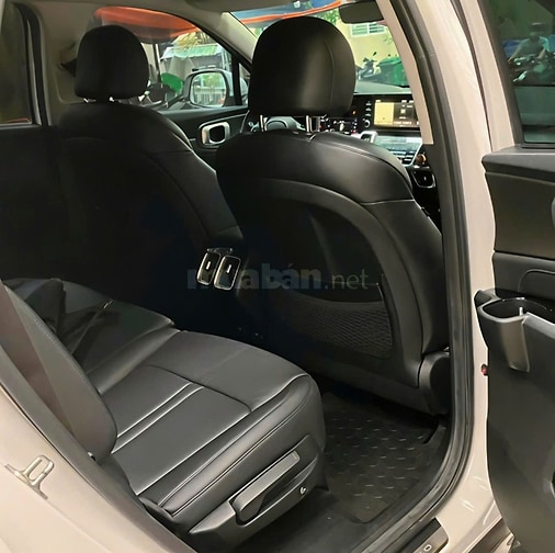 Bán xe Kia SORENTO bản Luxury full dầu SX 2022 