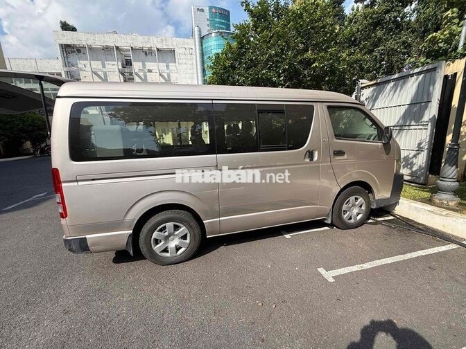Toyota Hiace 2006