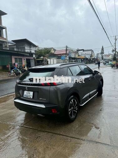 Peugeot 2008 GT Line 2022 11000 km Xám