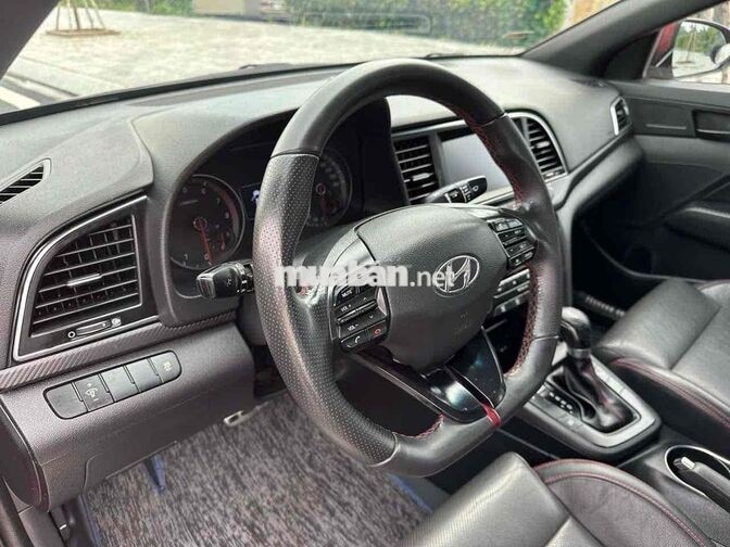 Hyundai Elantra Sport 1.6 Turbo 2018 Đỏ 106.000 km
