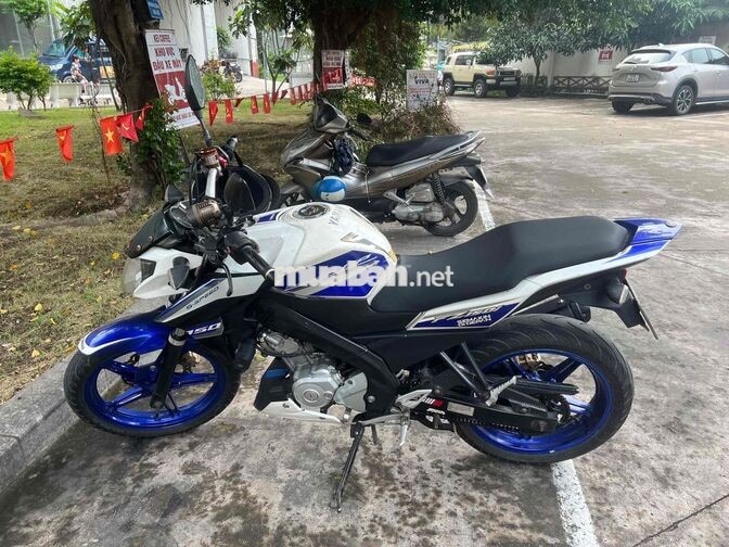 Yamaha FZ150i Trắng xanh Nhập khẩu