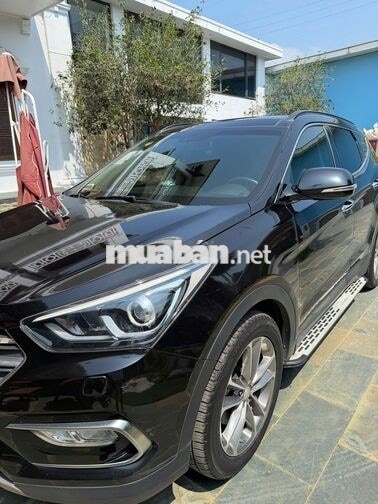Hyundai SantaFe 2018 2.4L 4WD Đen 106,600km