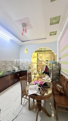 NHÀ ĐẸP GIÁ TỐT - 4 Tầng - Hẻm OTO Tránh, Ngay Bệnh Viện Quận 12