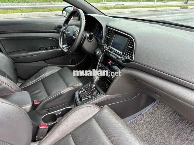 Hyundai Elantra Sport 1.6 Turbo 2018 Đỏ 106.000 km