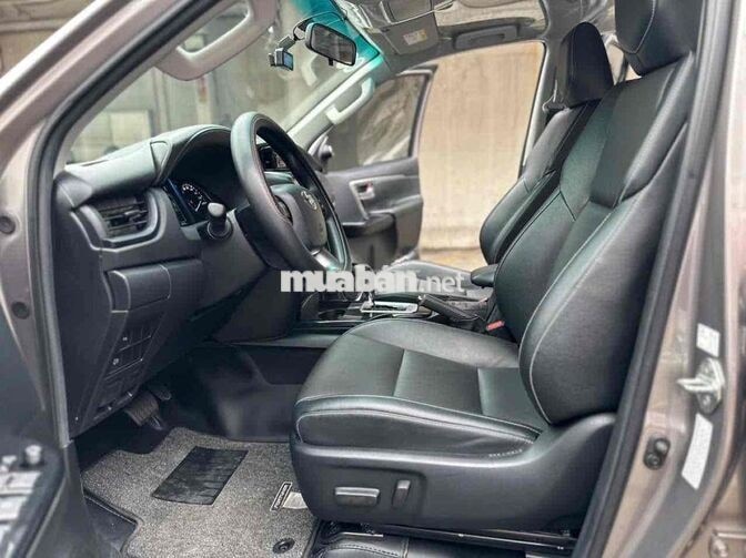 Fortuner máy dầu tự động 2024 lướt 16.000km -960TR