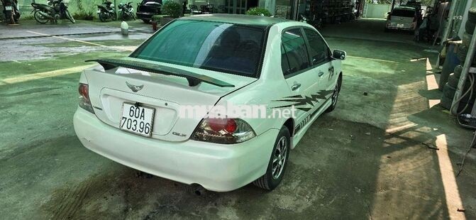 Mitsubishi Lancer 2024 Trắng