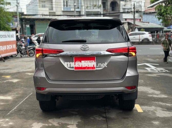Fortuner máy dầu tự động 2024 lướt 16.000km -960TR